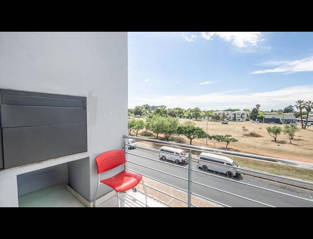 2 BEDROOM APARTMENT FOR SALE IN DURBANVILLE CENTRAL